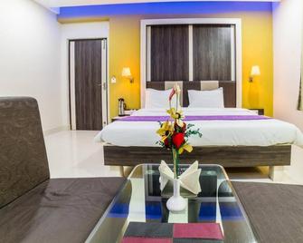 Hotel Heeralal - Bikaner - Bedroom