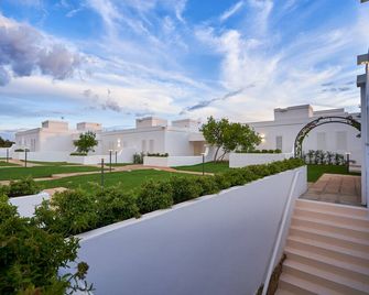 Grotta Palazzese Beach Hotel - Polignano a Mare
