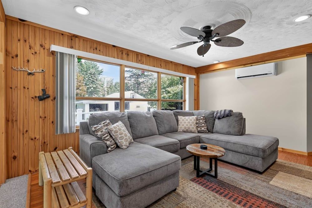 Dream Lake Cottage - Lake Life near Elk Mountain