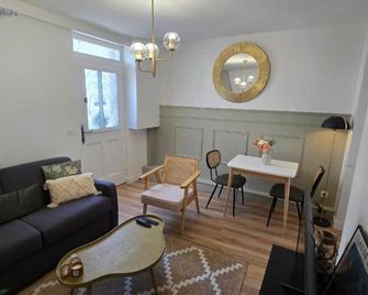 L'alcôve enchantée - Rouen - Living room