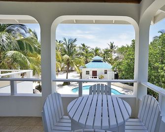 Cocotal Inn and Cabanas - San Pedro Town - Balcón