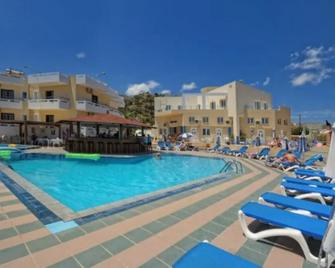 Filia Hotel Apartments - Stalida - Pool