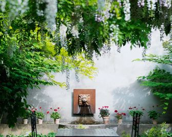 Apotekarns Bed & Breakfast - Simrishamn - Binnenhof