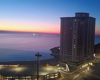 E1 18th Floor Studios - Scenic Sea & Beach Views - Gibraltar