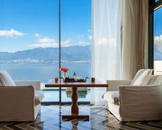 Zhishan Villa Sea View Resort Hotel (Dali Erhai Branch) - Dali - Hall