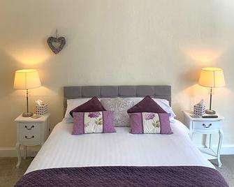 The Crown Inn - Harrogate - Bedroom