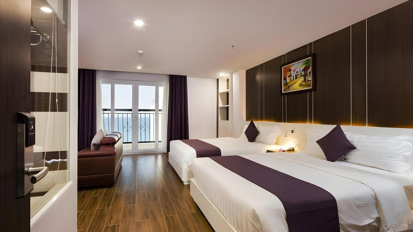 Balcony Nha Trang Hotel