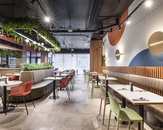 Holiday Inn Dandenong By IHG - Dandenong - Restaurant