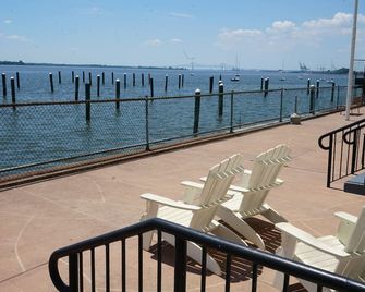 Harbor Pointe Inn Phl Airport - Essington - Balkon