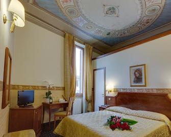 Hotel Arizona - Firenze - Camera da letto