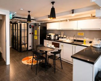 Jellybean The Blocks Hostel Sukhumvit 10 - Bangkok