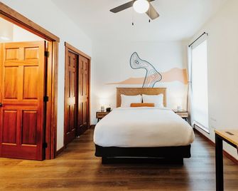 Big Mountain Suite wIn-unit Washer and Dryer - Kalispell