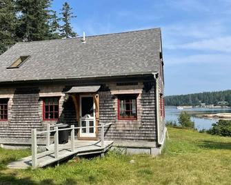 Dyers Hideout Cottage Beautiful Dyers Island - Vinalhaven - Building