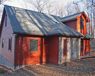 Ardmorar - Davis - Будівля