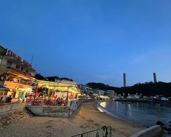 Lamma Island/Bali Holiday Resort - Hong Kong