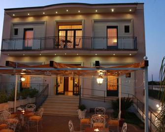 Kalinifta Residence - Carpignano Salentino - Edificio