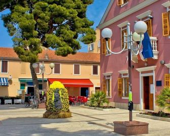 Apartments Perla - Biograd na Moru - Venkovní prostory