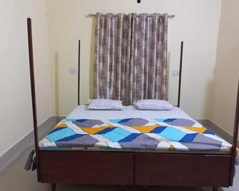 City Center 1 Bedroom with Hall Studio Apartment wth Kitchen - Bhubaneswar - Bedroom