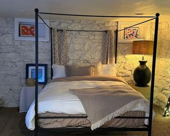 Cozy Historic Avenues Studio Luxurious Sheets 2 min Downtown, 20 min to Resorts. - Salt Lake City