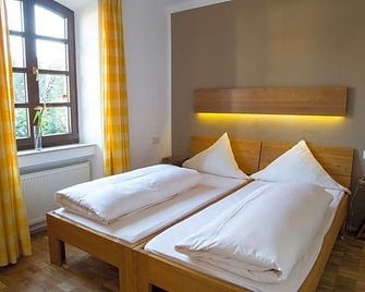 Landhotel Battenheimer Hof - Nackenheim - Habitación