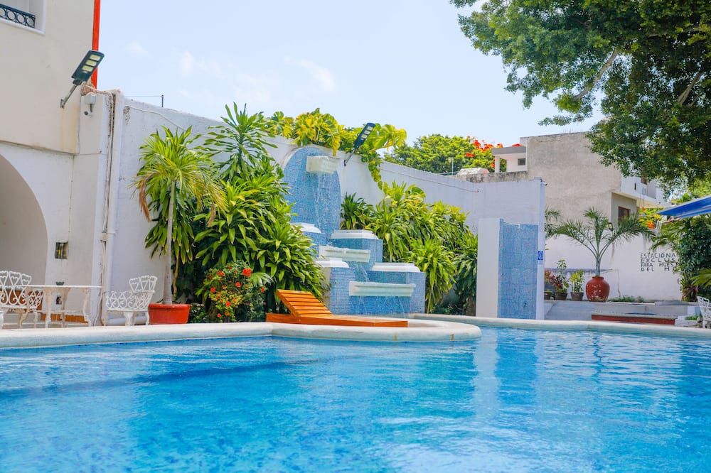 Hotel Maria de Lourdes - קנקון - בריכה