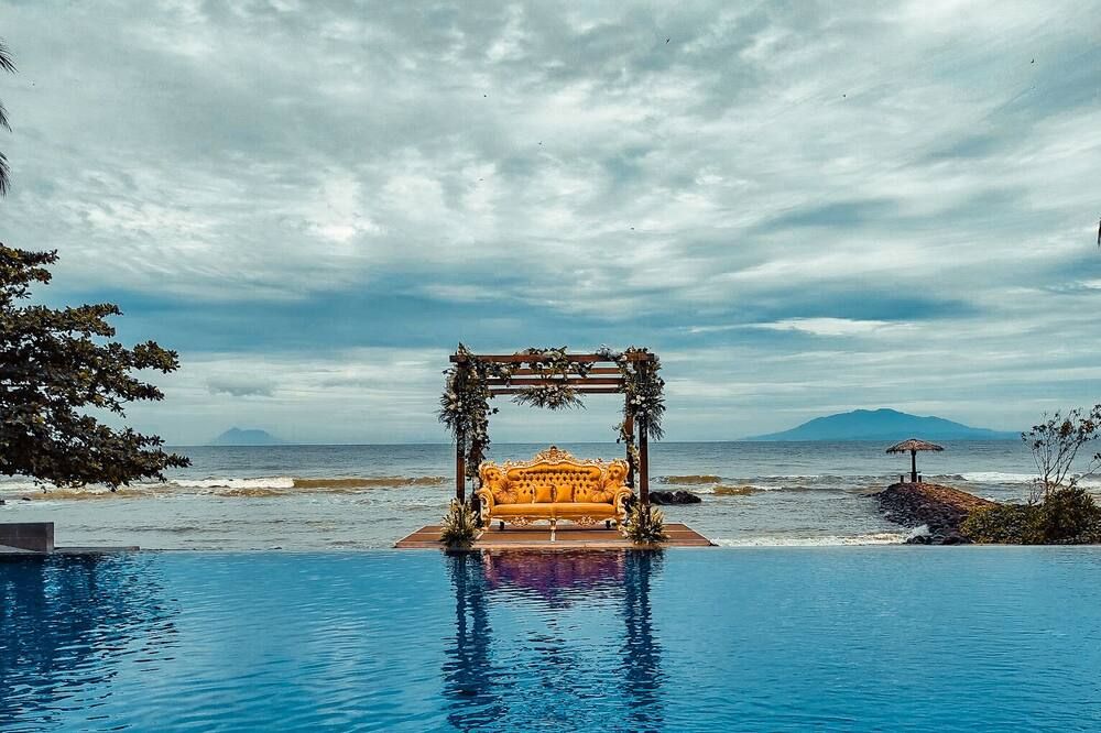 Mambruk Hotel & Convention