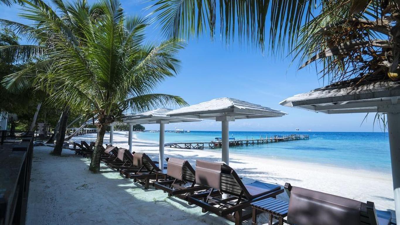 Summer Bay Resort Lang Tengah Island
