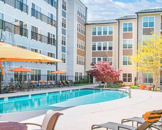 Landing at Mode at Hyattsville - Studio in Hyattsville - Hyattsville - Pool