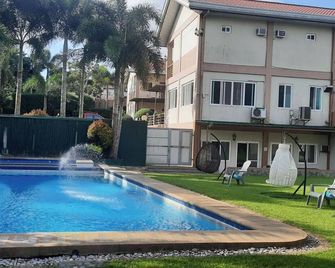 Hanan Hotel Tagaytay - טאגיטאי - בריכה