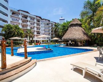 Condo Mr By Trvl2hm - Pto Vallarta - Piscina
