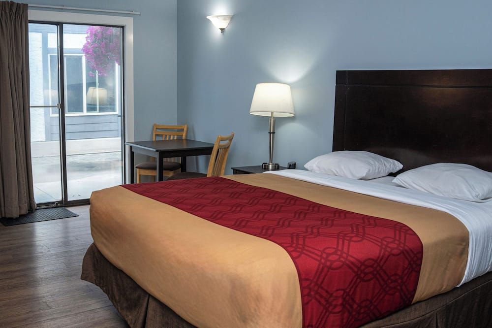 Courtyard Inn Vernon - ורנון