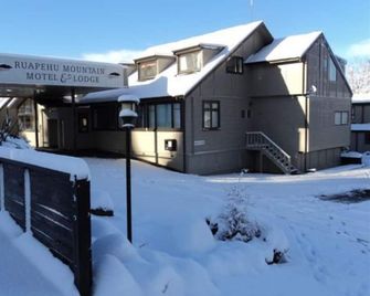 Ruapehu Mountain Motel & Lodge - Ohakune - Building