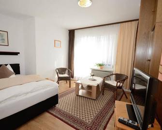 Landhotel und Restaurant Haus Steffens bei Calpas - Eitorf - Slaapkamer