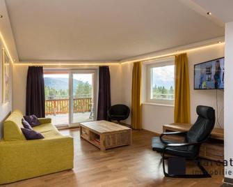 Alpenmond Appartment Halbmond - Leutasch - Sufragerie