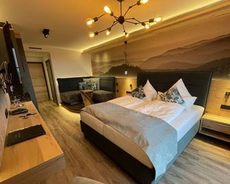 Panoramahotel Grobauer - Spiegelau - Bedroom