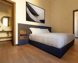 Cavour Suites - Ancona - Bedroom