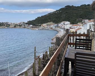 Yali Butik Pansiyon - Karaburun - Balcony