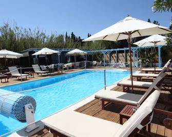 Villa Katerina - Parikia - Pool