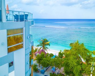 Paralian Hulhumale' - Malé - Balcony