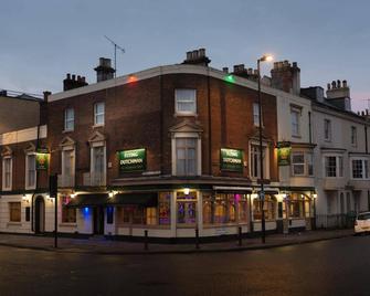 Starboard Stays - Southampton - Edificio