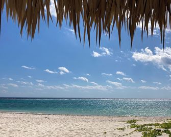 Charming cottage with Spectacular Sunset viewing - Little Cayman - Beach