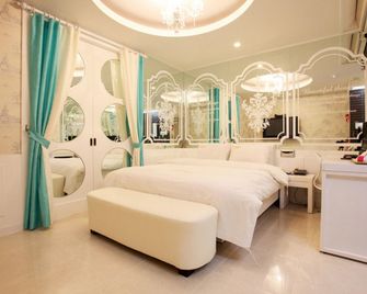 Paju Cinderella - Paju - Habitación