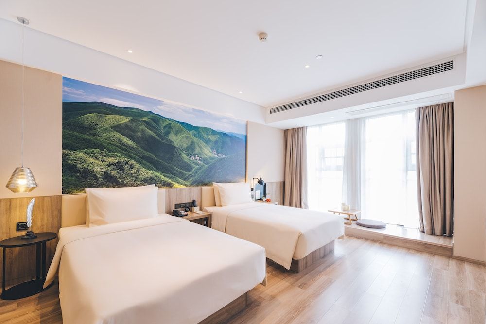 Atour Hotel Hangzhou West Lake Hefangjie thumbnail 3