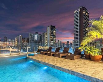 Sj Premium Hotels By Atlantica - Goiânia - Piscina