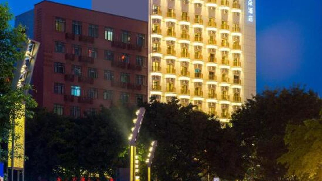 Atour Hotel Chongqing Hongyadong Riverview