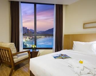 Starcity Hotel & Condotel Beachfront Nha Trang - Nha Trang - Bedroom