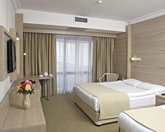 Grand Hotel Temizel - Ayvalık - Habitación