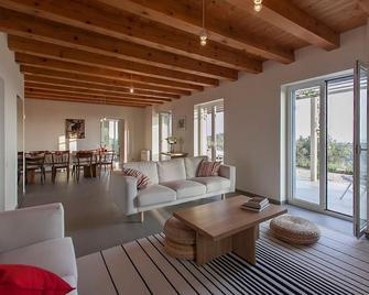 Nice home in Sudurad, Sipanska Luk - Sudurad - Salon