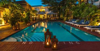 Protea Hotel by Marriott Dar es Salaam Oyster Bay - Dar Es Salaam - Pool
