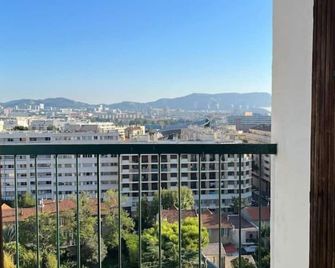 Charmant type 2 au cœur de la ville - Marseille - Balcon